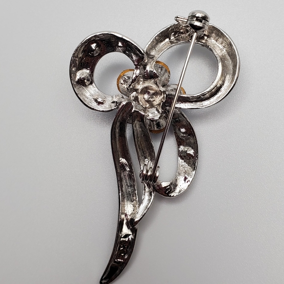 Gorgeous Lavender Rhinestone Floral Silver Plated Brooch 2.75 inches - Picture 4 of 4